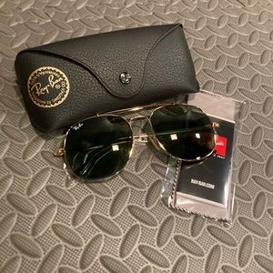 Rayban 3561 sunglasses green lenses w/ gold frame